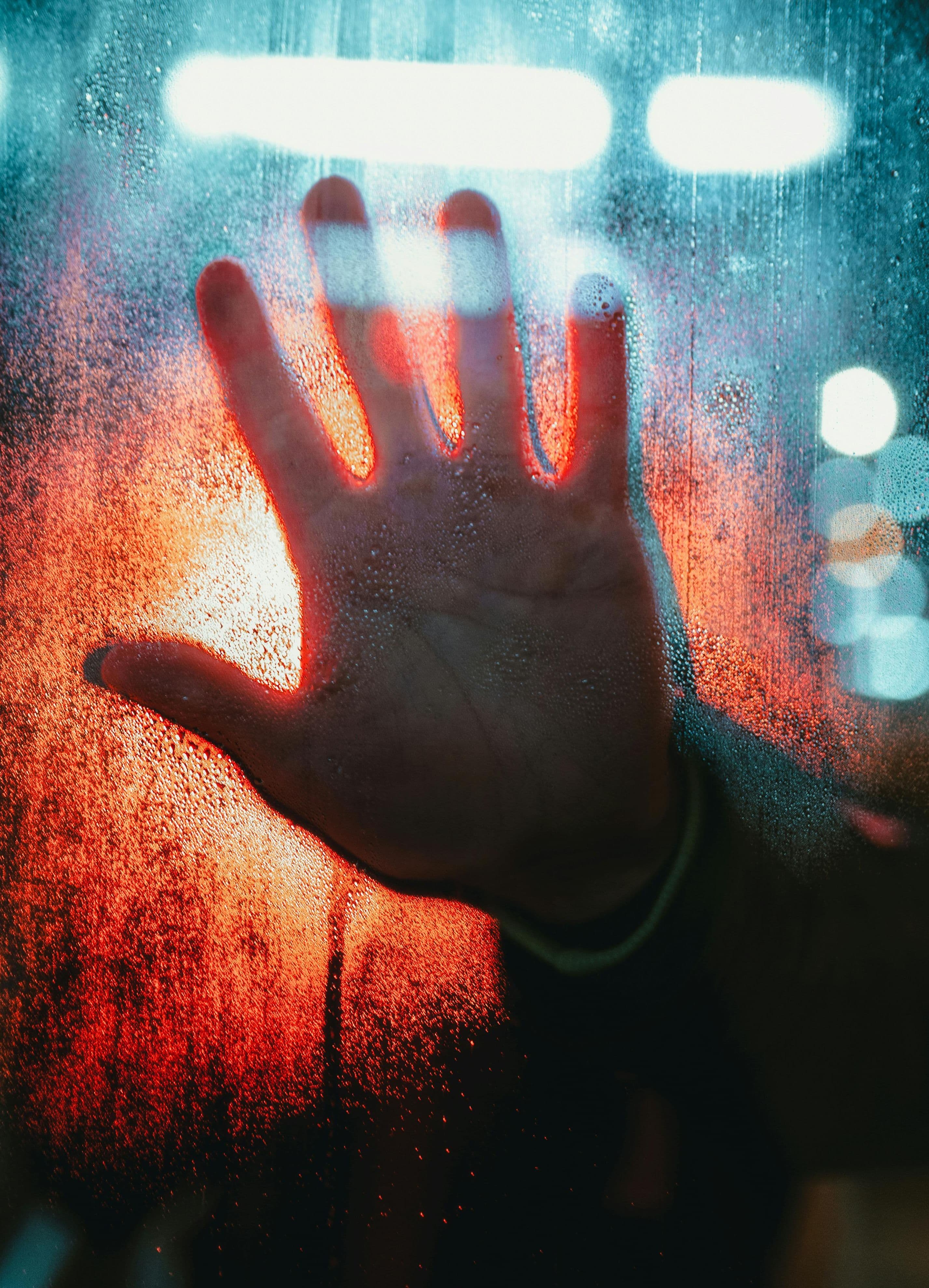 ### Learn the Art of Saying No
Every time you say “yes,” you’re committing time and energy. For busy professionals, those “yeses” often lead to overcommitment and burnout. Instead, practice saying “no” with grace.
“No” doesn’t mean rejecting opportunities; it means prioritizing what aligns with your goals and values. By protecting your energy, you create space for what truly matters—both professionally and personally.
### Use Nature as a Reset Button
When was the last time you stepped outside, not to get somewhere, but simply to _be_? Nature has a unique way of recalibrating our inner space.
Even a short walk can work wonders. Look up at the sky, feel the ground beneath your feet, or listen to the wind. These small moments remind you of your connection to something bigger, giving your mind the space to exhale.